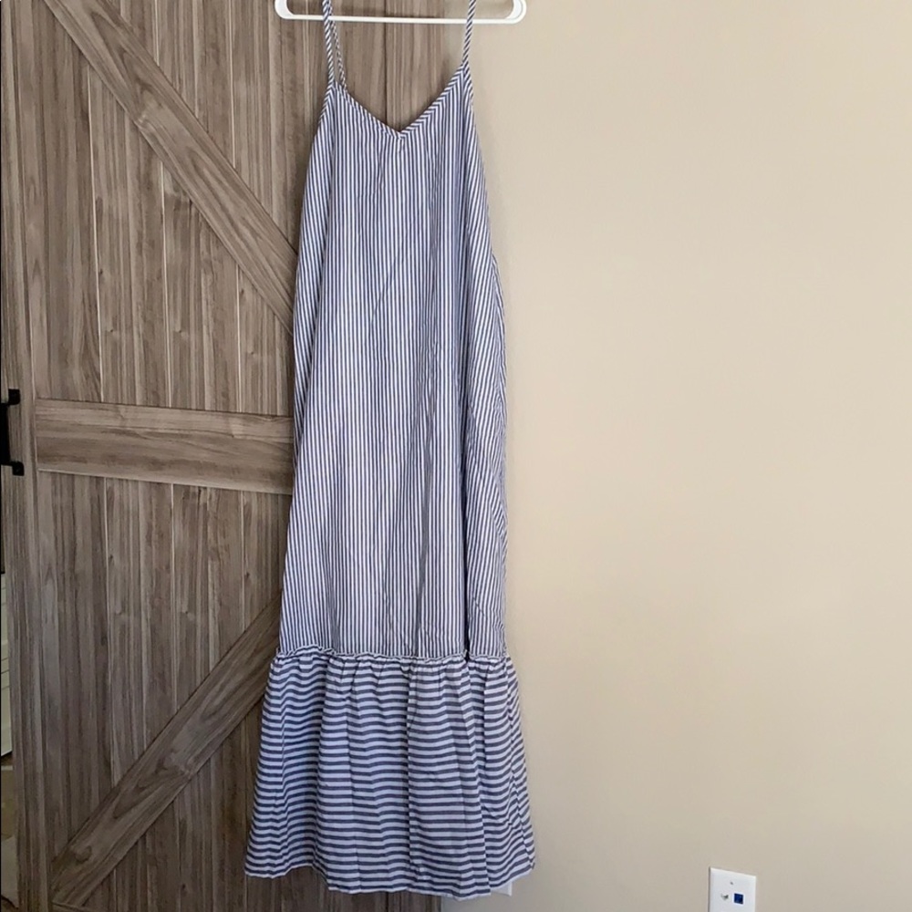 Maxi maternity dress